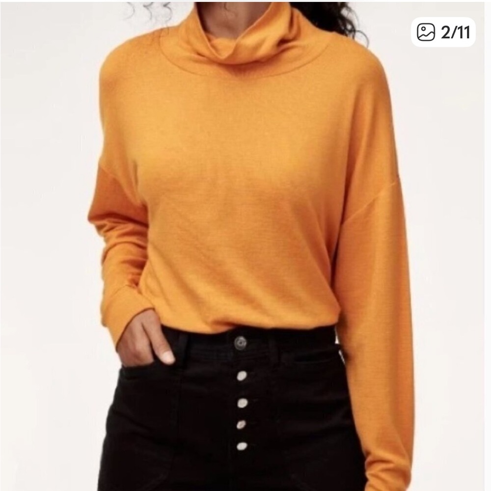 Wilfred free- Misha Turtleneck Sweater in harvest gold- size xxs